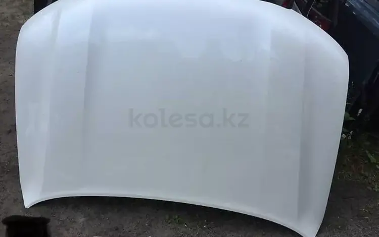 Капот Toyota land cruiser 200 бу в оригинале за 7 777 тг. в Караганда