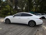 Hyundai Sonata 2021 года за 9 500 000 тг. в Алматы – фото 3