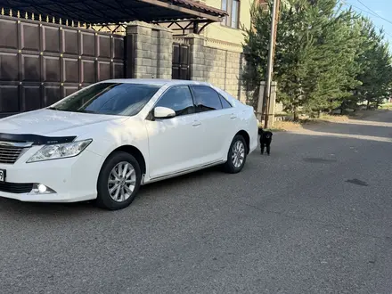 Toyota Camry 2013 года за 7 800 000 тг. в Алматы – фото 2