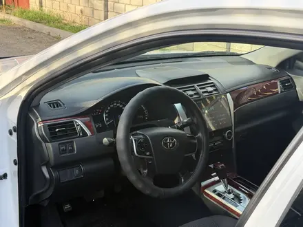 Toyota Camry 2013 года за 7 800 000 тг. в Алматы – фото 9