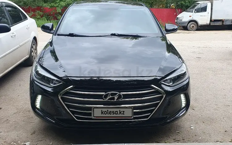 Hyundai Elantra 2018 года за 5 500 000 тг. в Актобе