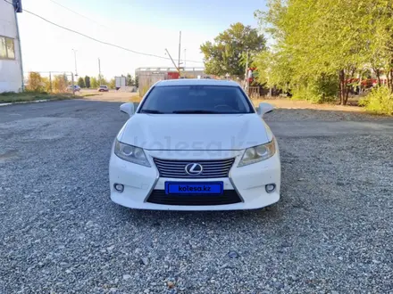 Lexus ES 250 2014 года за 9 190 000 тг. в Талдыкорган – фото 2