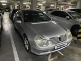 Mercedes-Benz C 230 2003 годаfor3 300 000 тг. в Астана – фото 2