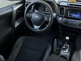 Toyota RAV4 2019 года за 11 950 000 тг. в Актобе – фото 3