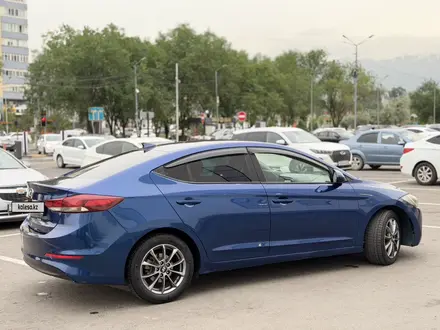 Hyundai Elantra 2017 года за 5 700 000 тг. в Алматы