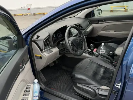 Hyundai Elantra 2017 года за 5 700 000 тг. в Алматы – фото 6