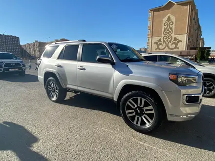 Toyota 4Runner 2022 года за 25 200 000 тг. в Актау