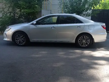 Toyota Camry 2017 года за 9 500 000 тг. в Тараз – фото 4