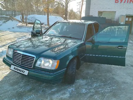 Mercedes-Benz E 200 1994 года за 2 850 000 тг. в Павлодар – фото 17