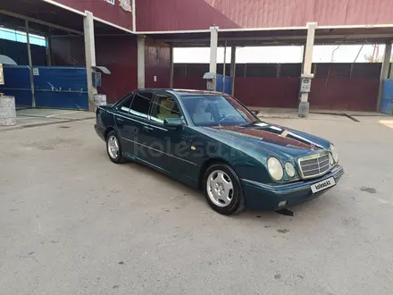 Mercedes-Benz E 320 1997 года за 3 500 000 тг. в Тараз – фото 25