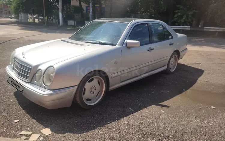 Mercedes-Benz E 280 1998 годаfor3 100 000 тг. в Узынагаш