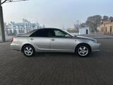 Toyota Camry 2004 года за 6 500 000 тг. в Шымкент – фото 2