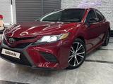 Toyota Camry 2018 годаfor12 200 000 тг. в Алматы