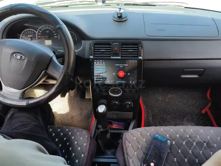 ВАЗ (Lada) Priora 2172 2012 года за 2 000 000 тг. в Экибастуз – фото 2