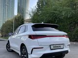 BYD E2 2023 года за 6 800 000 тг. в Астана – фото 3