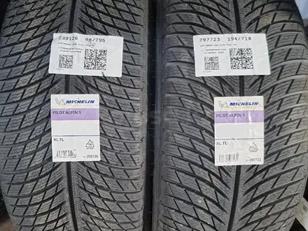 Michelin Pilot Alpine 5 Передние 245/40 R21 Задние 275/35 R21 за 305 000 тг. в Алматы