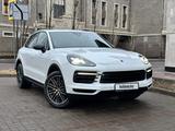 Porsche Cayenne 2018 года за 30 000 000 тг. в Астана