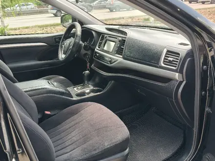 Toyota Highlander 2018 года за 16 700 000 тг. в Алматы – фото 7