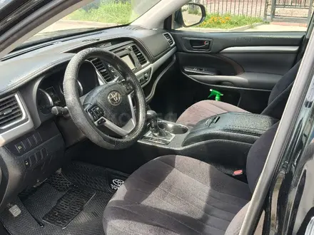 Toyota Highlander 2018 года за 16 700 000 тг. в Алматы – фото 8