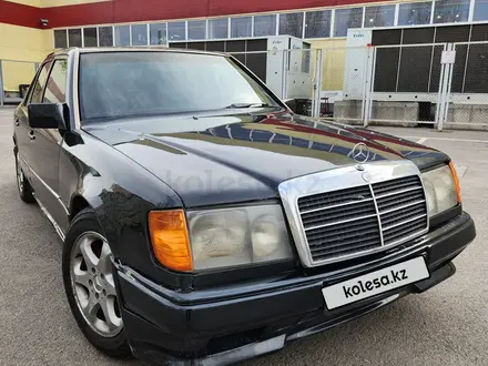 Mercedes-Benz E 230 1990 года за 800 000 тг. в Алматы – фото 17