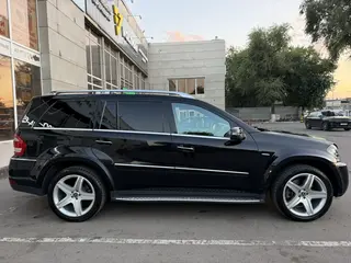 Mercedes-Benz GL 500