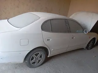 Daewoo Leganza