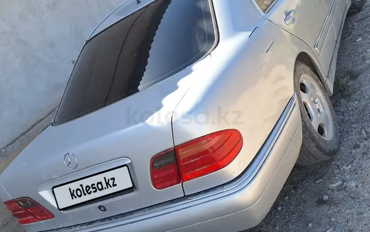 Mercedes-Benz E 230 1996 года за 2 800 000 тг. в Туркестан