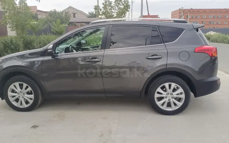 Toyota RAV4 2015 годаүшін7 500 000 тг. в Атырау