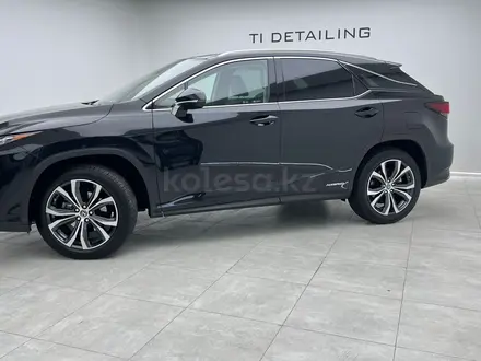 Lexus RX 450h 2022 года за 32 500 000 тг. в Алматы – фото 2