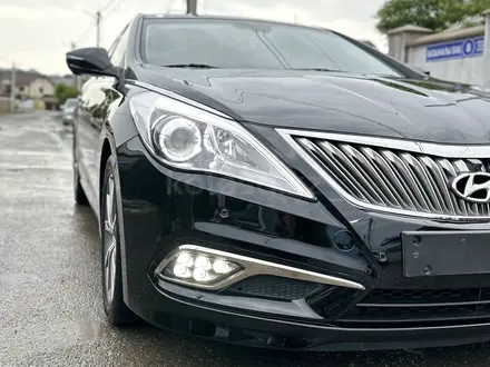 Hyundai Grandeur 2015 года за 5 800 000 тг. в Шымкент – фото 2
