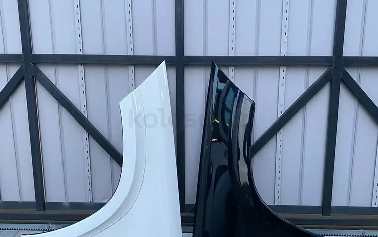 Передние крылья / крыло на Мерседес GL W 166 за 1 000 тг. в Алматы
