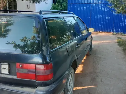 Volkswagen Passat 1994 года за 1 700 000 тг. в Актобе – фото 2