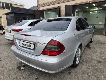 Mercedes-Benz E 220 2008 года за 7 000 000 тг. в Шымкент – фото 4