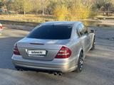 Mercedes-Benz E 320 2004 года за 4 700 000 тг. в Караганда – фото 3