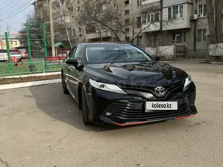 Toyota Camry 2020 года за 15 500 000 тг. в Алматы – фото 3