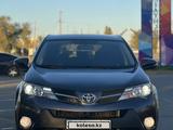 Toyota RAV4 2013 года за 9 800 000 тг. в Актобе