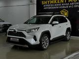 Toyota RAV4 2021 года за 18 500 000 тг. в Шымкент