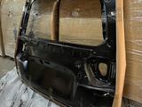 Крышка багажника на Land Cruiser 300 за 430 000 тг. в Тараз – фото 3