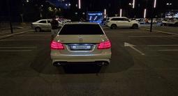 Mercedes-Benz E 200 2013 года за 9 000 000 тг. в Шымкент – фото 4