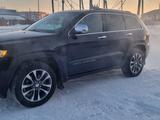 Jeep Grand Cherokee 2018 годаүшін16 700 000 тг. в Астана – фото 2