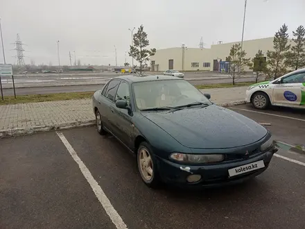 Mitsubishi Galant 1996 года за 900 000 тг. в Астана – фото 2