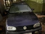 Volkswagen Golf 1993 года за 475 000 тг. в Астана