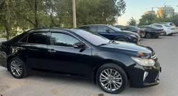 Toyota Camry 2014 года за 9 000 000 тг. в Шымкент – фото 2