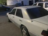 Mercedes-Benz E 200 1993 годаүшін560 000 тг. в Павлодар – фото 3