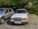 Mercedes-Benz E 200 1993 годаүшін560 000 тг. в Павлодар