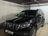 Toyota Land Cruiser Prado 2017 года за 28 000 000 тг. в Актобе