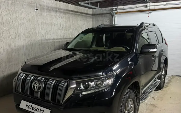 Toyota Land Cruiser Prado 2017 года за 28 000 000 тг. в Актобе