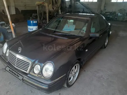 Mercedes-Benz E 230 1995 года за 1 950 000 тг. в Астана – фото 15