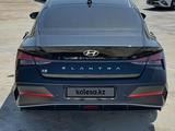Hyundai Elantra 2023 года за 9 700 000 тг. в Шымкент – фото 4