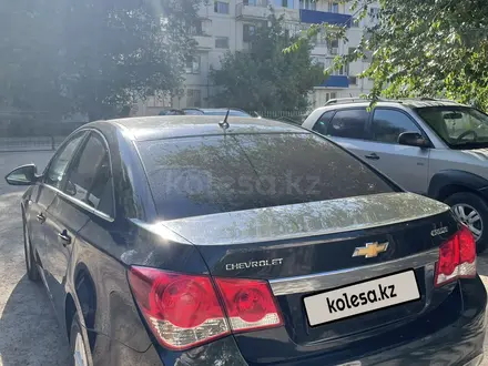 Chevrolet Cruze 2013 года за 2 700 000 тг. в Уральск – фото 16